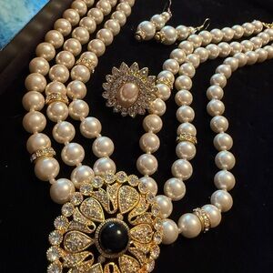 Joan Boyce necklace / Scaasi ring